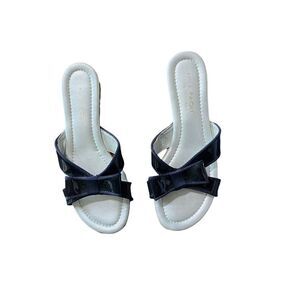 𝅺WOMENS Mila Paoli Italy navy blue patent leather bow sandals size 7.5